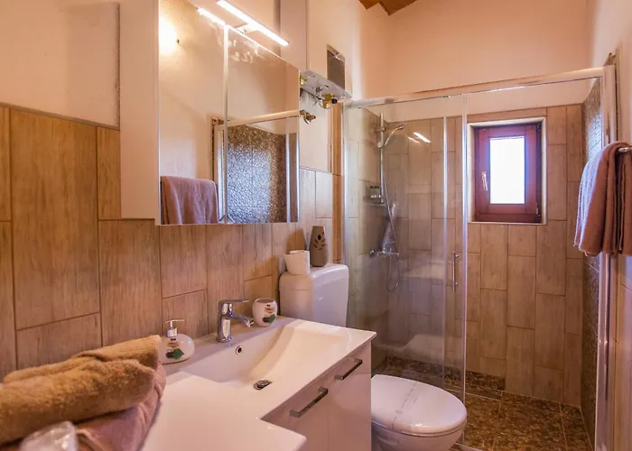 Family Friendly House With A Parking Space - 22074