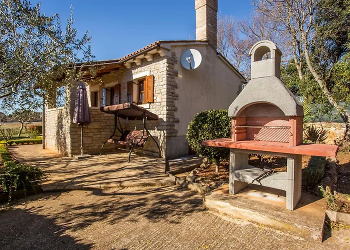 펜션 Family Friendly House With A Parking Space - 22074 *